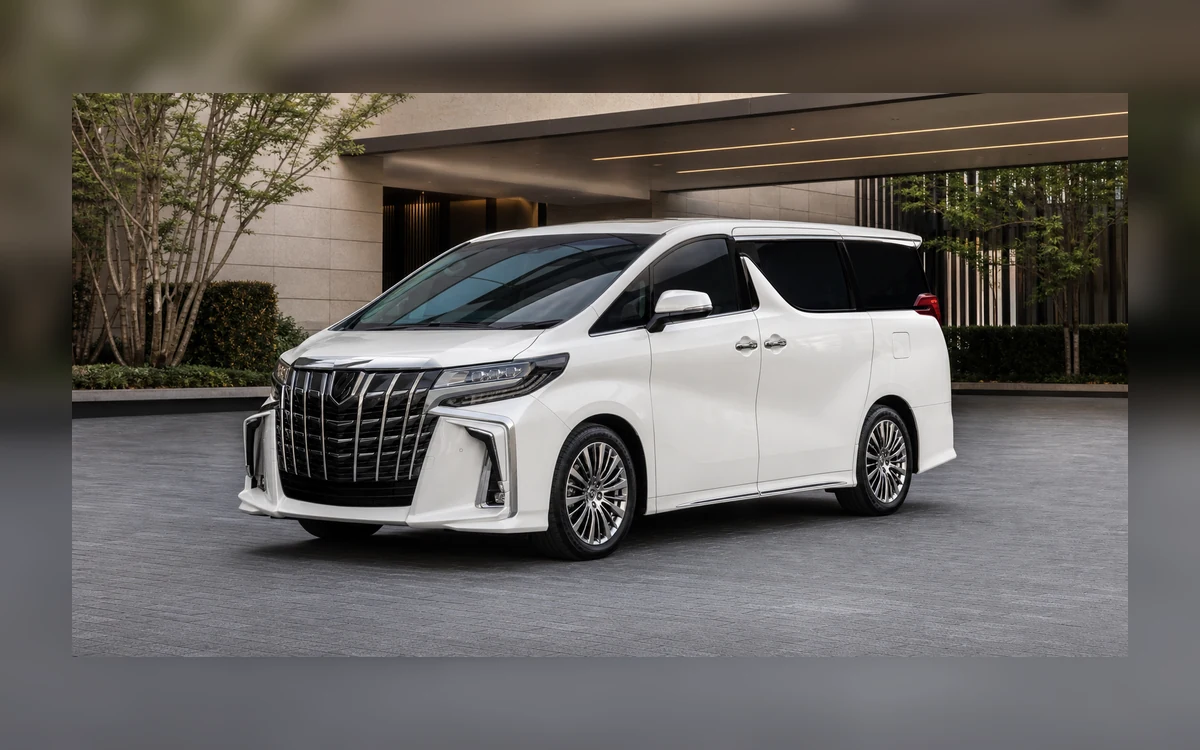 Toyota Alphard — иллюстрация модели